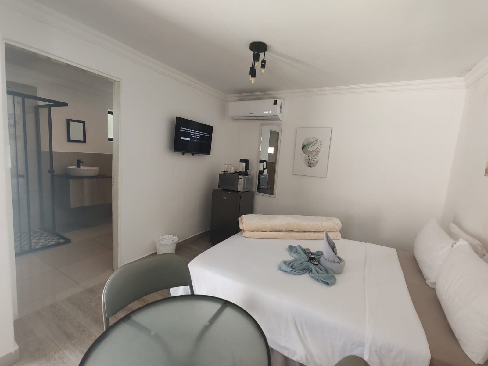 Room 14